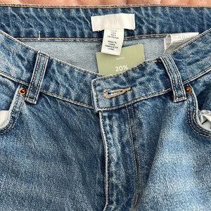 Straight leg “mom” Jean